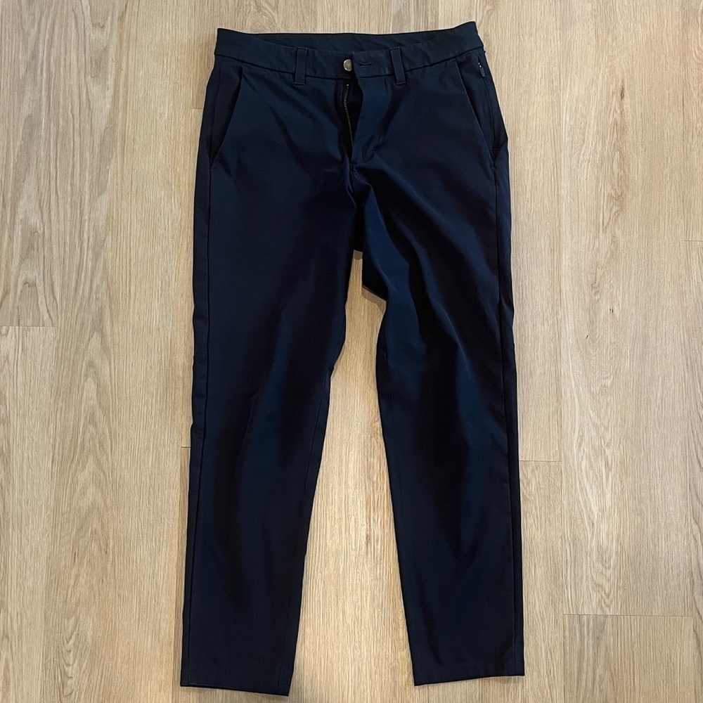 Men’s Lululemon Athletica Commission Charcoal Pant - Men’s 30